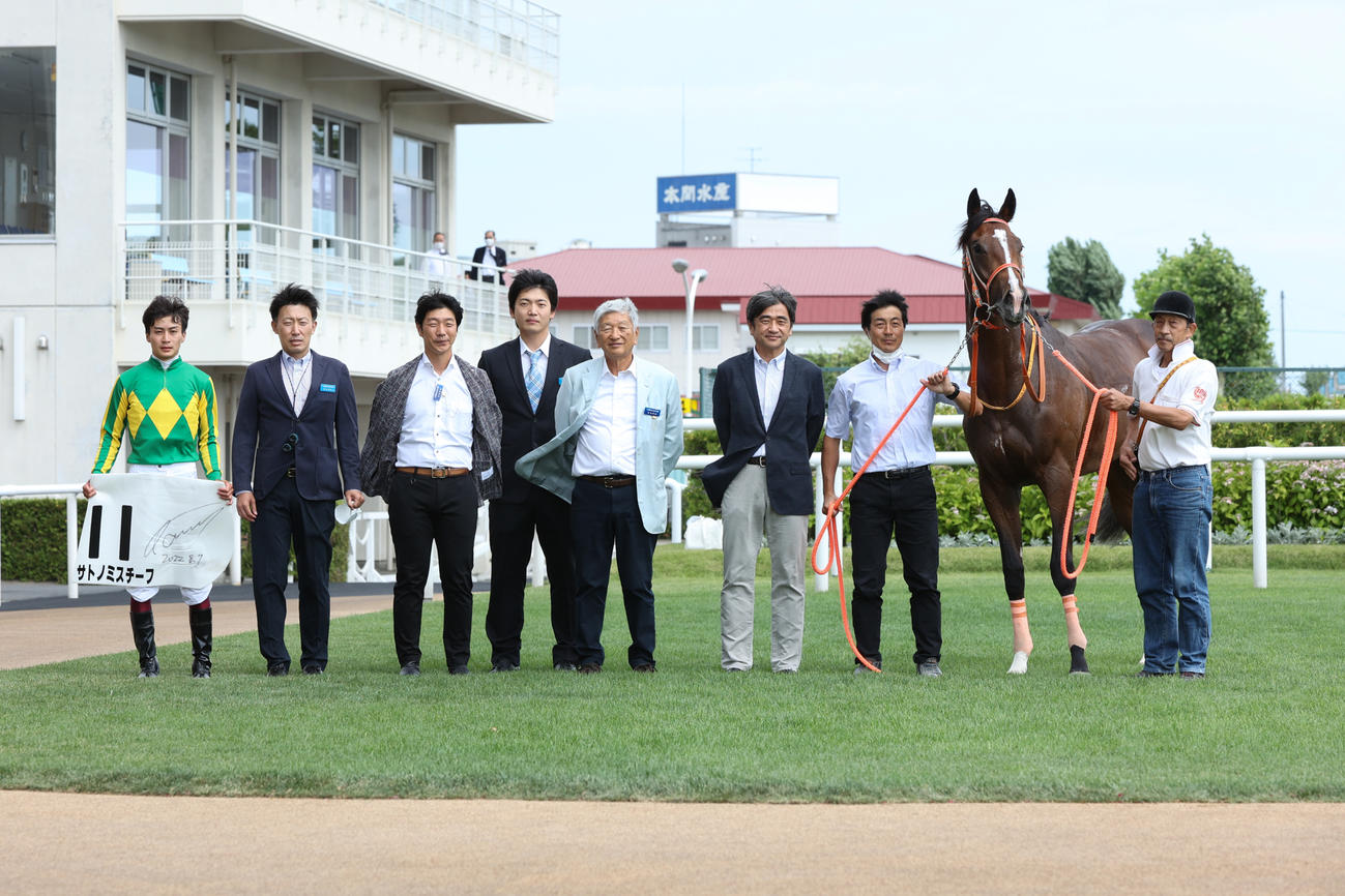 札幌1R、2歳未勝利を勝ち上がったサトノミスチーフ（撮影・村野早祐）
