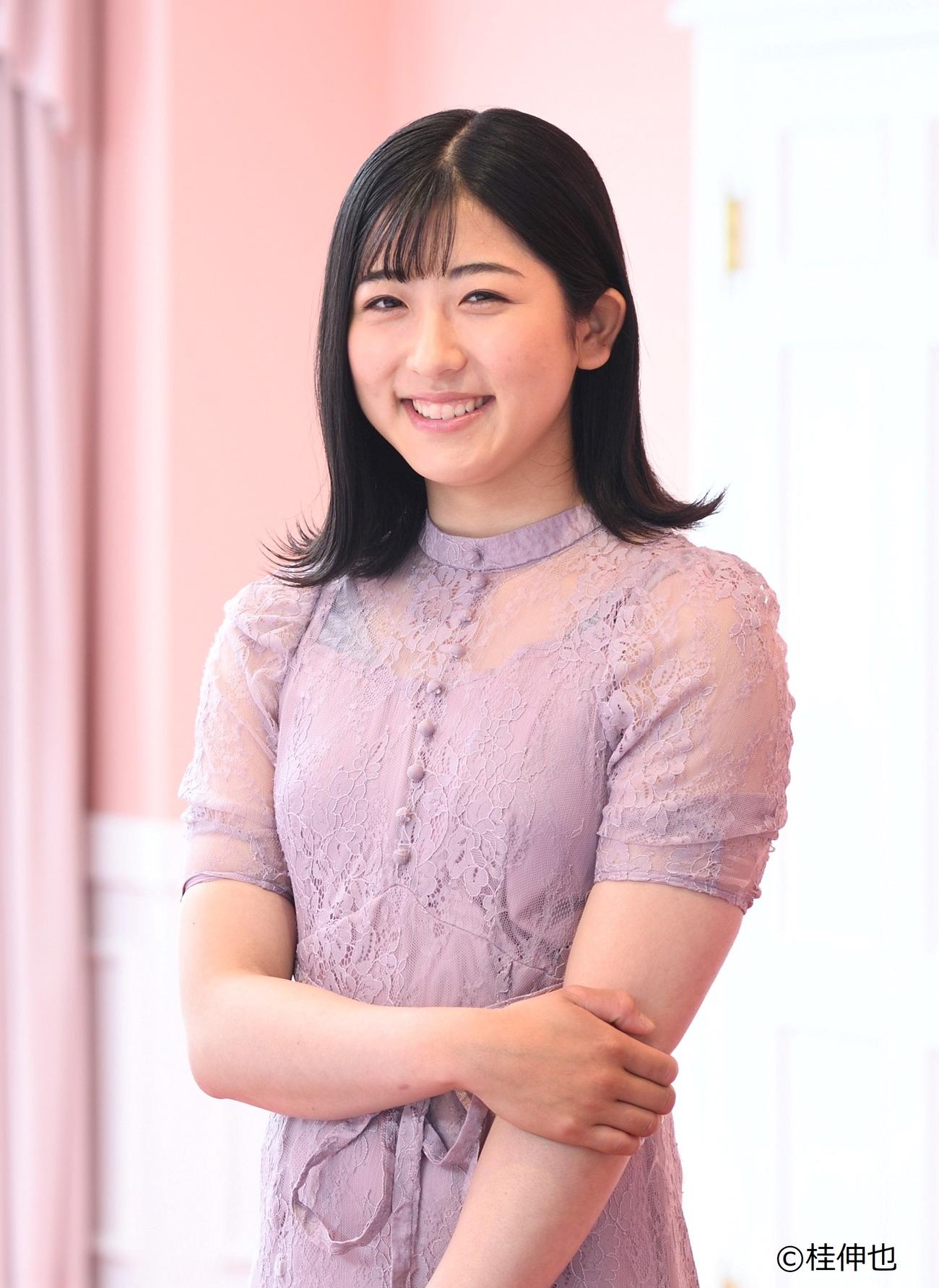 ホリプロとマネジメント契約を結んだ今村聖奈騎手