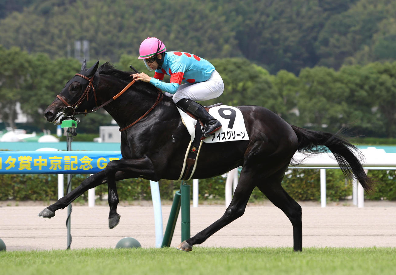 7月23日、小倉で未勝利戦を勝ったアイスグリーン