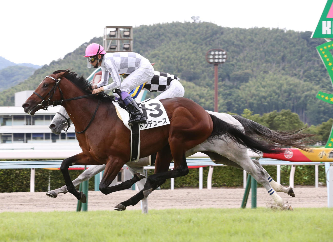 友道厩舎の“先輩”ドウデュースは、昨夏の小倉最終週の新馬戦を制した（2021年9月5日撮影）