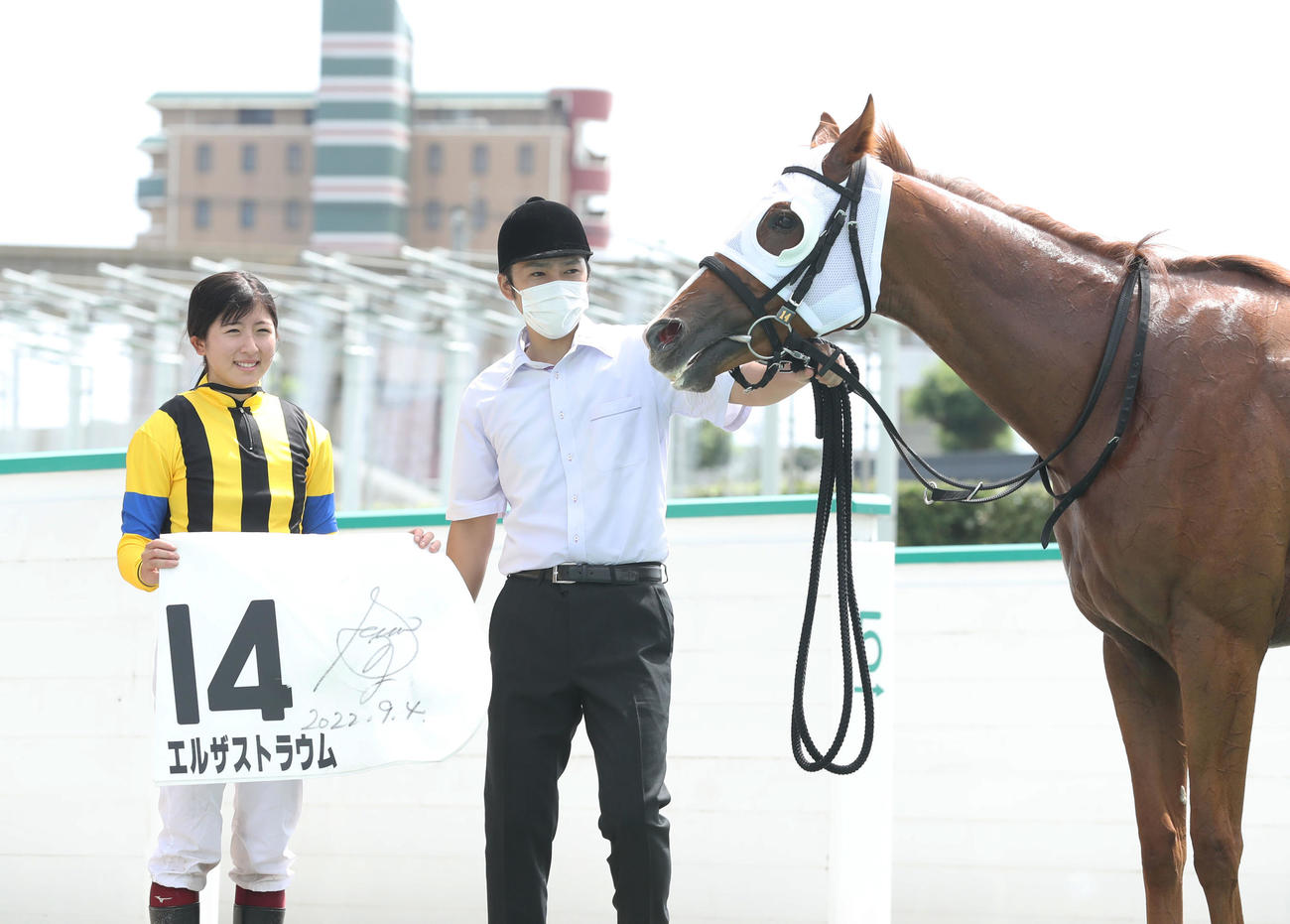 小倉3R、3歳未勝利を制したエルザストラウムと今村聖奈騎手（撮影・屋方直哉）