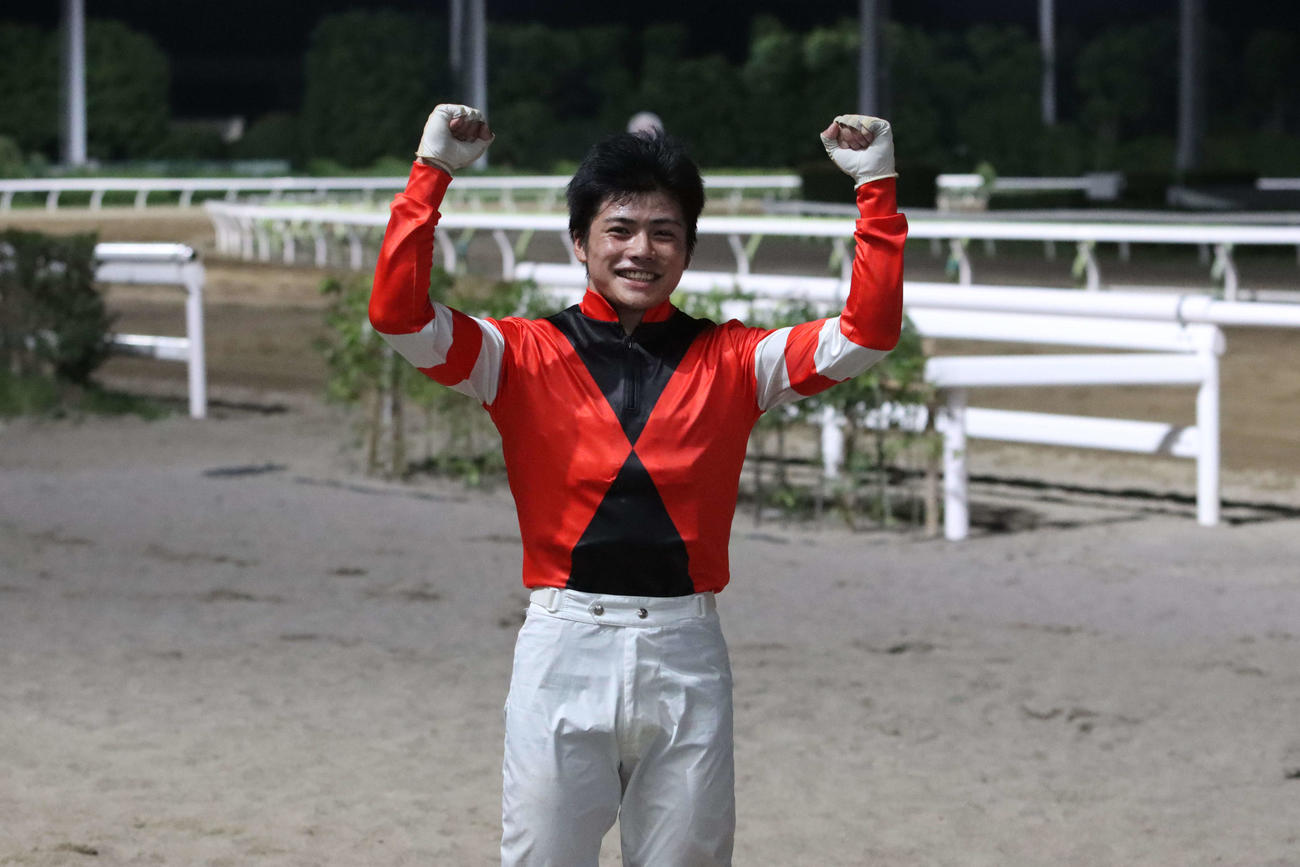 YJS・TR第2戦をクラッチシュートで制したJRAの水沼元輝騎手