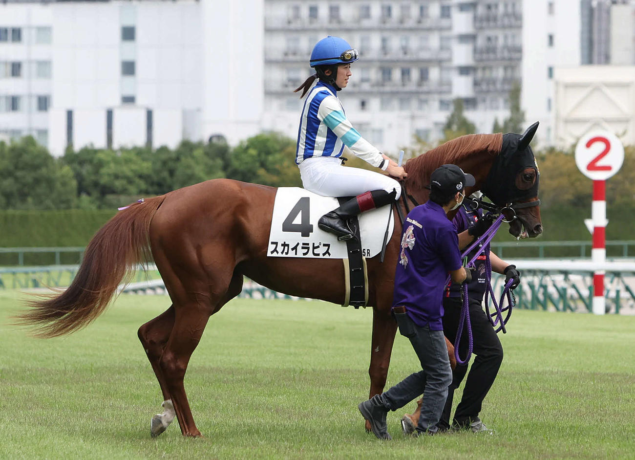 JRA開催連続勝利は8日でストップした今村聖奈騎手（撮影・白石智彦）