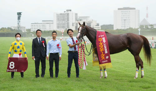 アートハウス秋初戦で進化披露 中内田師 陣営一丸で ６年前に涙のんだ母の雪辱挑む ローズｓ 競馬 日刊スポーツ