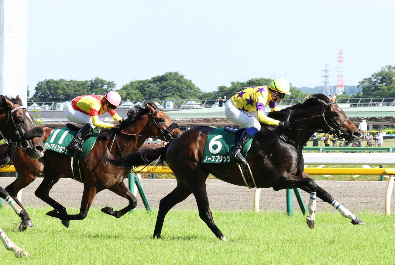 6月12日、エプソムCを制したノースブリッジと岩田康騎手