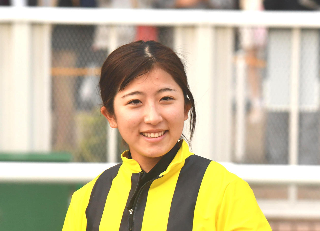 今村聖奈騎手（2022年10月撮影）