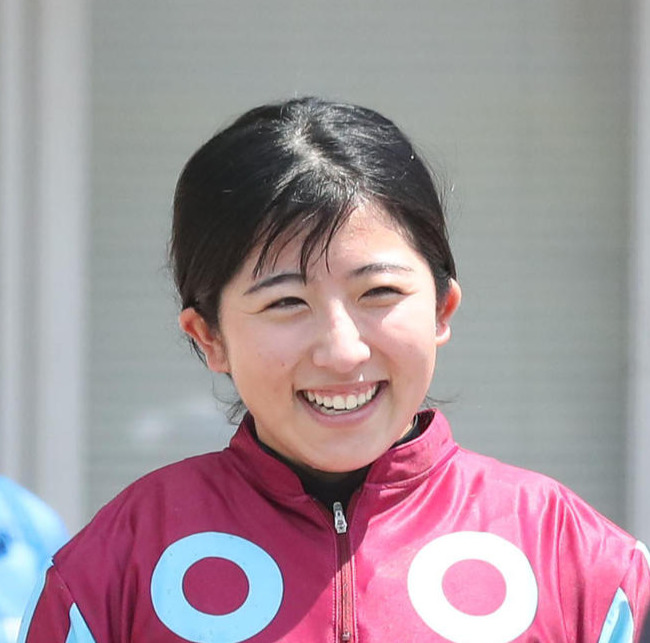 今村聖奈騎手
