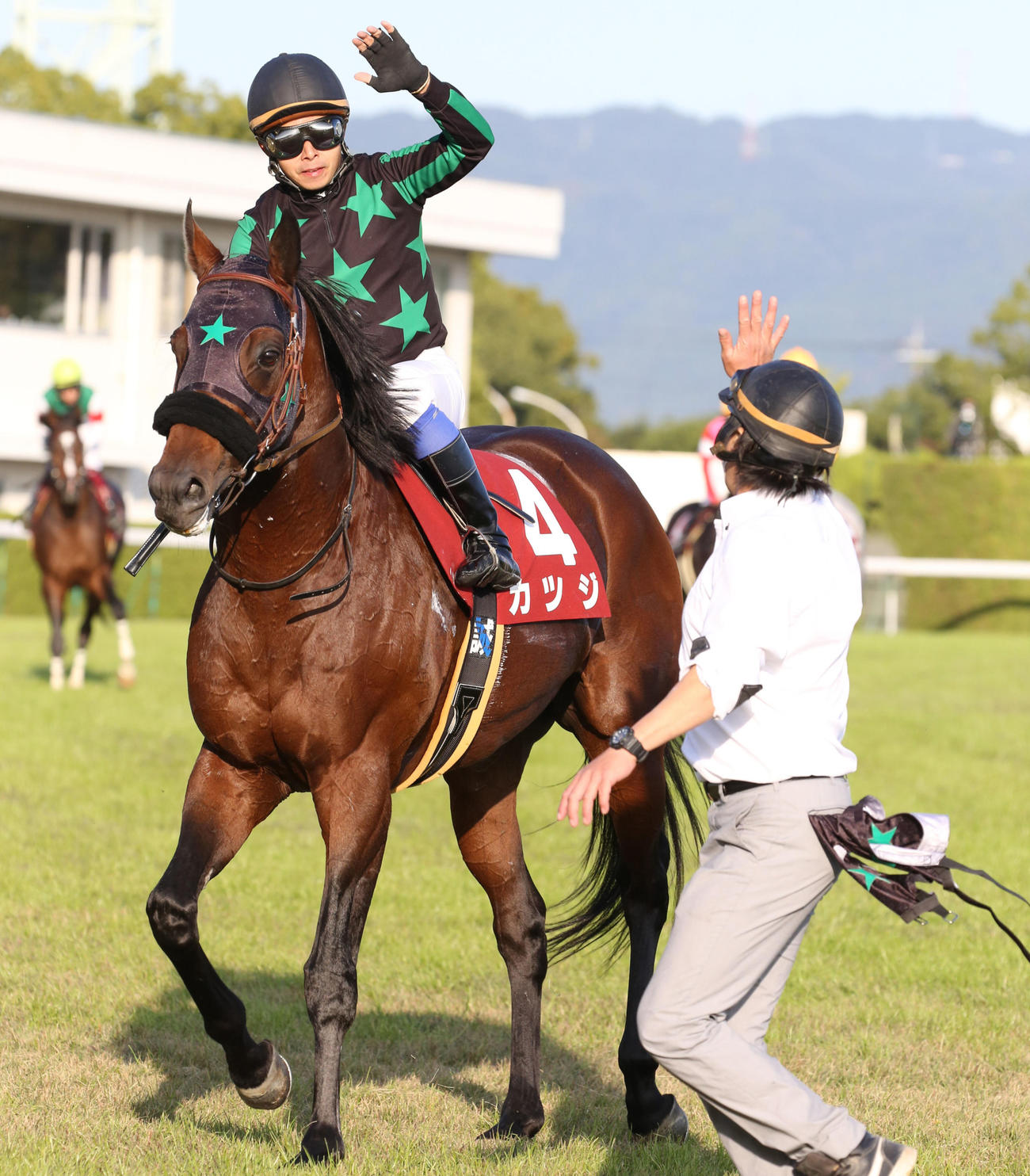 20年10月、スワンSを制したカツジと岩田康誠騎手