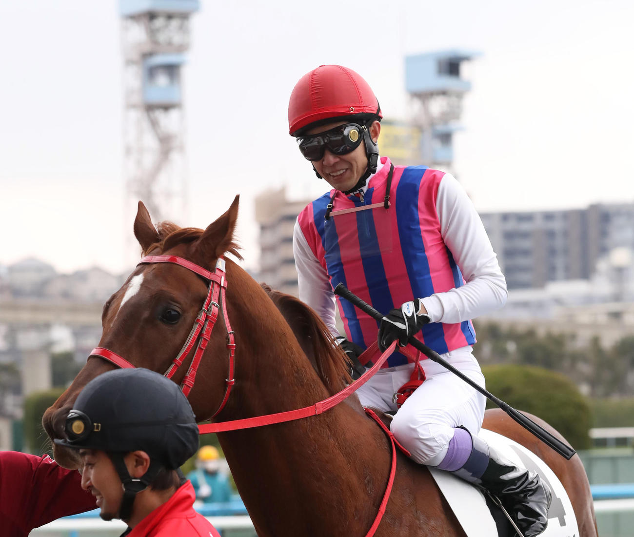 小倉3R、1着のジャスパーロイヤルと武豊騎手（撮影・屋方直哉）