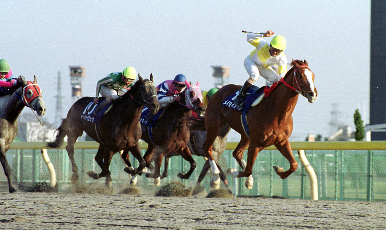 G1復刻】水沢の怪物メイセイオペラ中央G1制覇、地方馬16年来の悲願成る