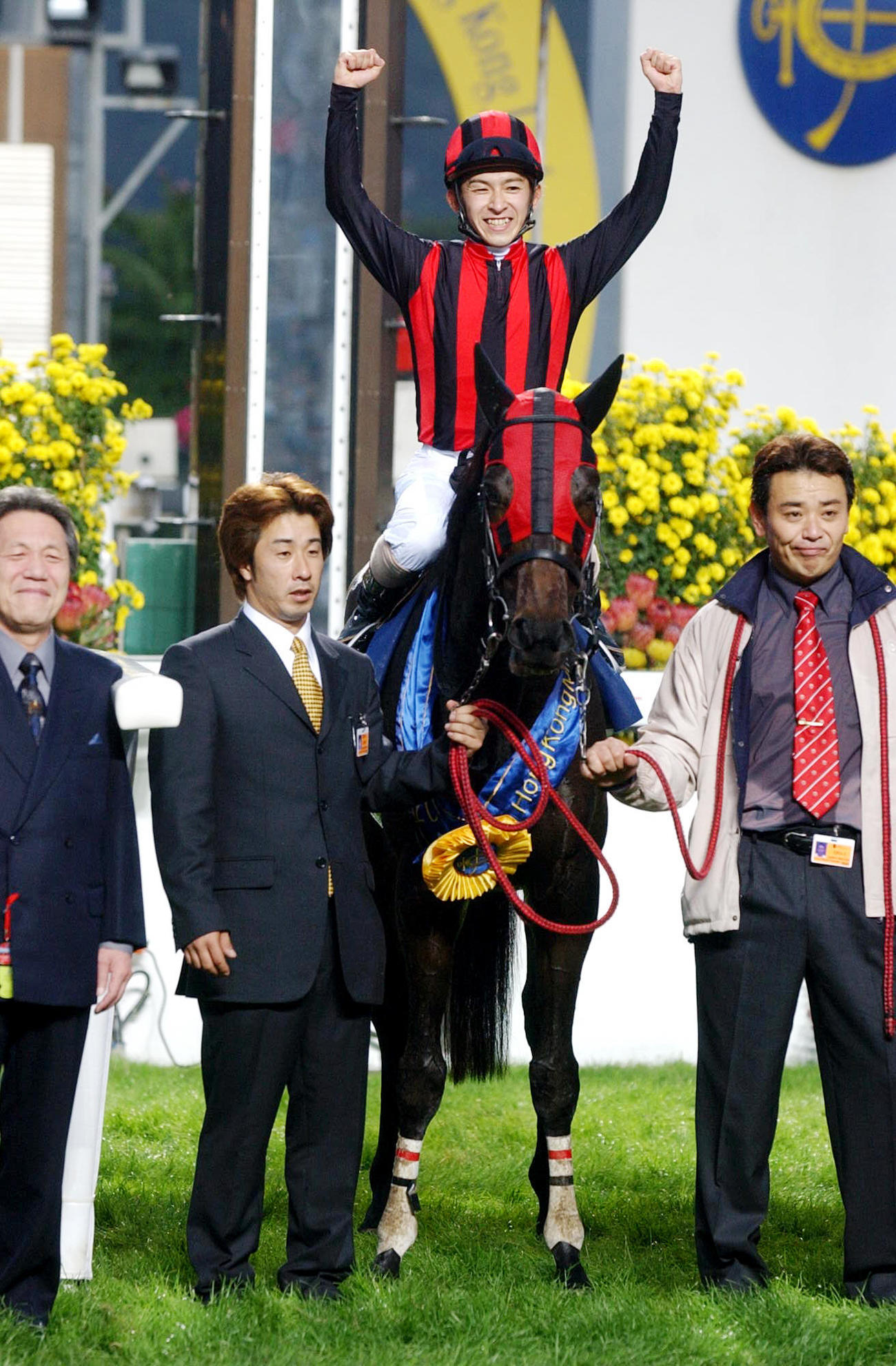 01年12月、香港マイルを制したエイシンプレストンと福永祐一騎手