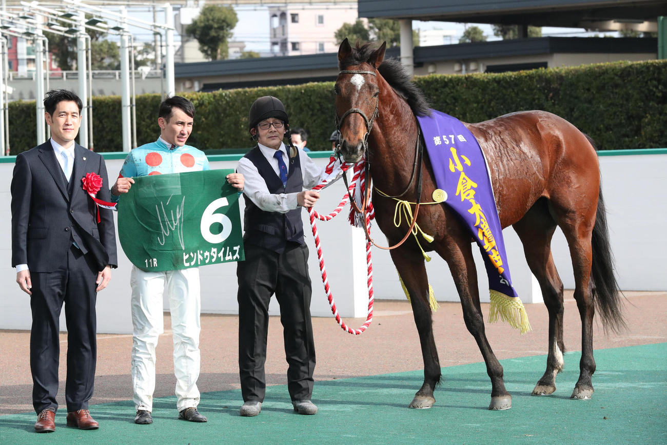 ヒンドゥタイムズとムルザバエフ騎手（撮影・梅根麻紀）