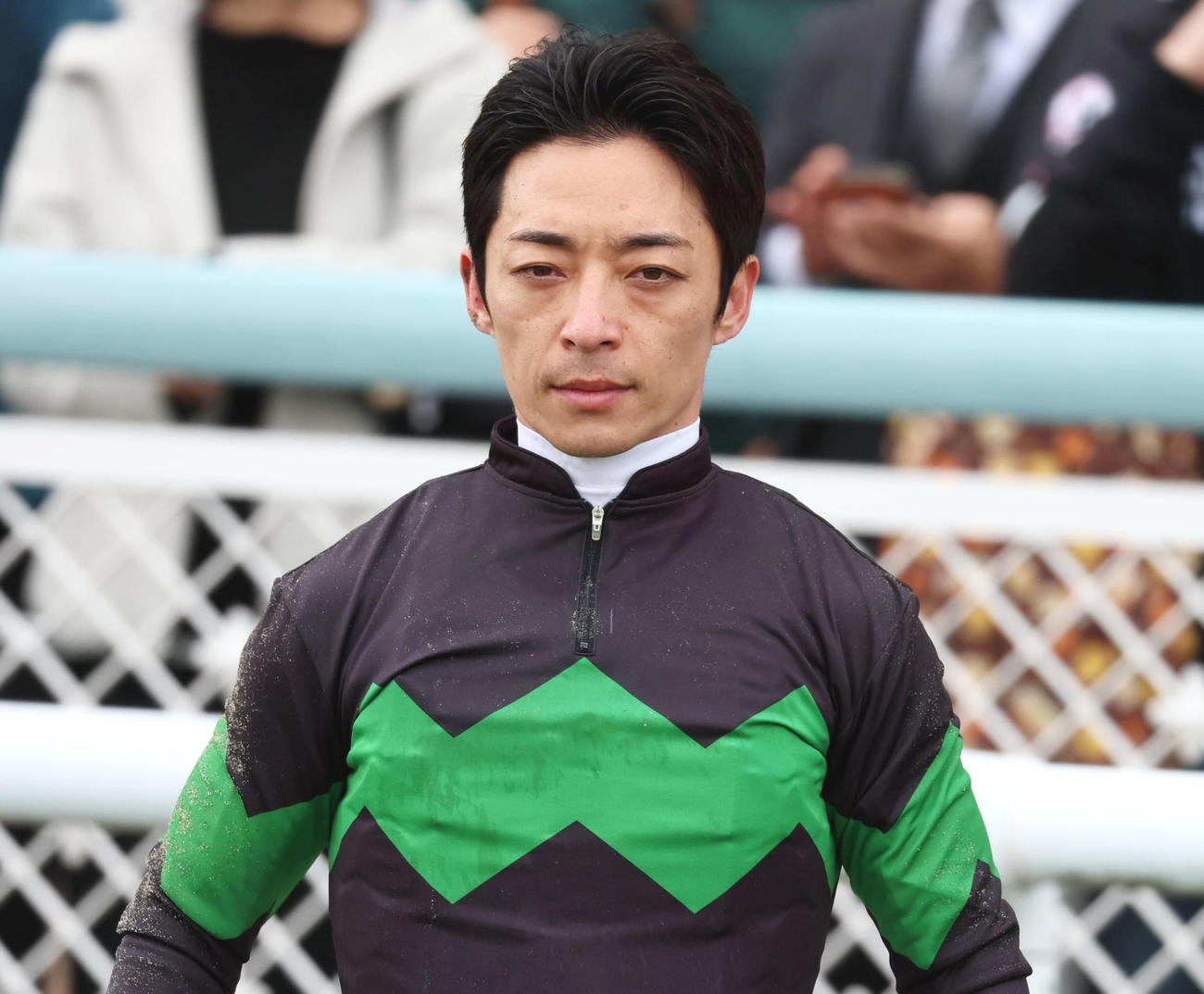 阪神2Rをミスティックロアで制した川田将雅騎手（撮影・加藤哉）