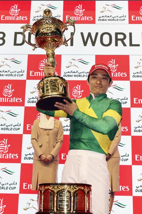 ドバイWC】ウシュバテソーロ、ダート世界一「順調なら」凱旋門賞検討へ