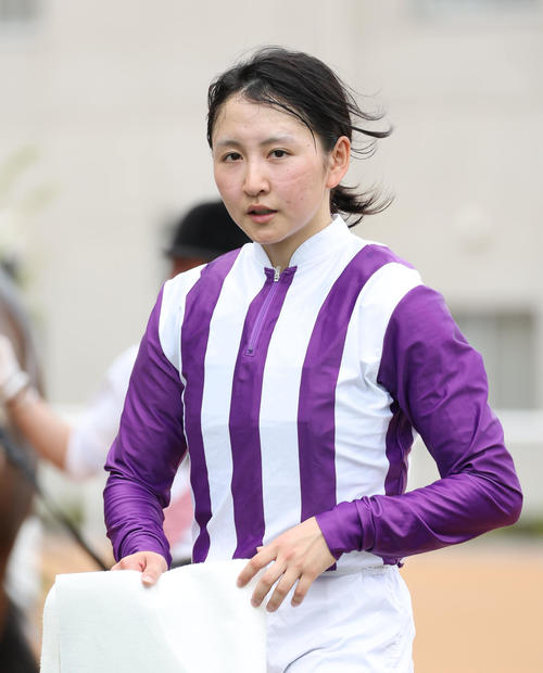 古川奈穂騎手、今年9勝目も神妙「いろんな方にいろいろご迷惑を