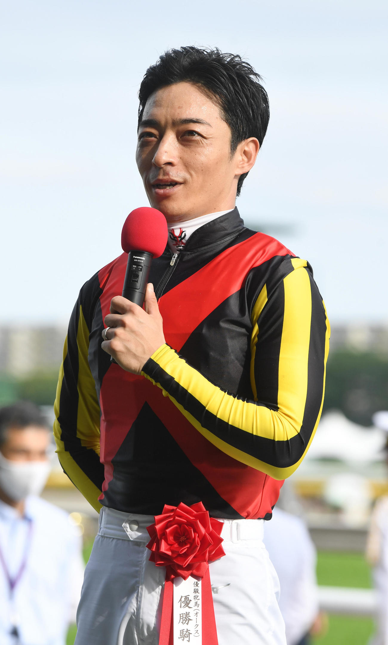 オークスを制したリバティアイランドの川田騎手（撮影・柴田隆二）