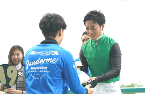 川田将雅騎手1900勝のうち最多勝馬主はキャロットファーム 桜花賞