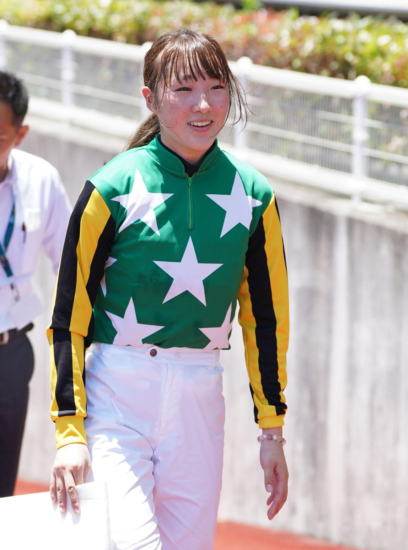 中京4R、スイミーユニバンスで勝利した永島まなみ騎手（撮影・森本幸一）