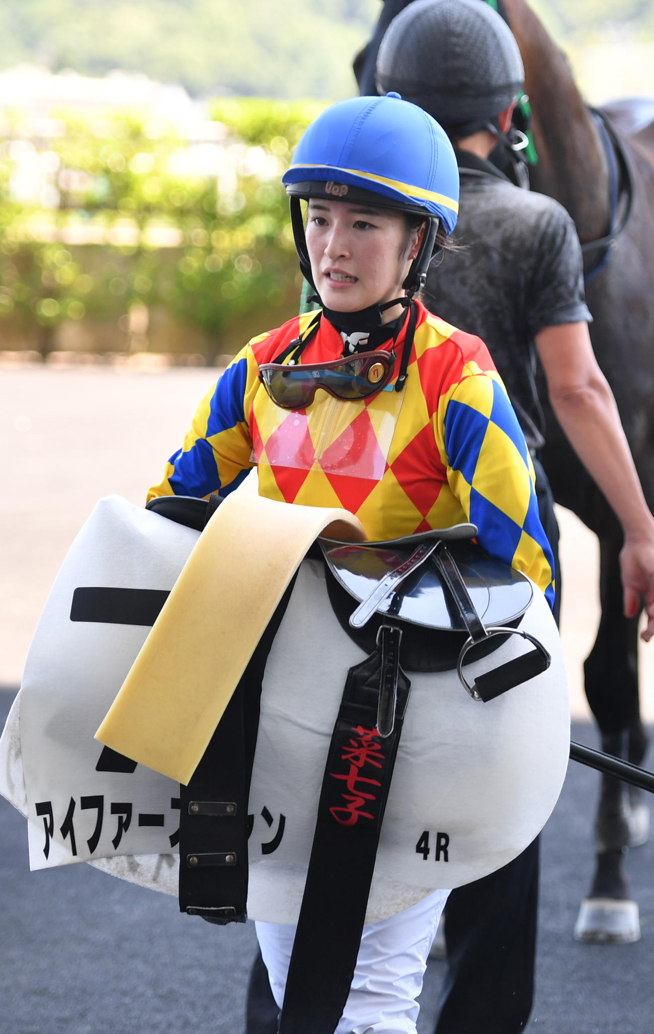 福島4Rで1着の藤田菜七子騎手（撮影・柴田隆二）