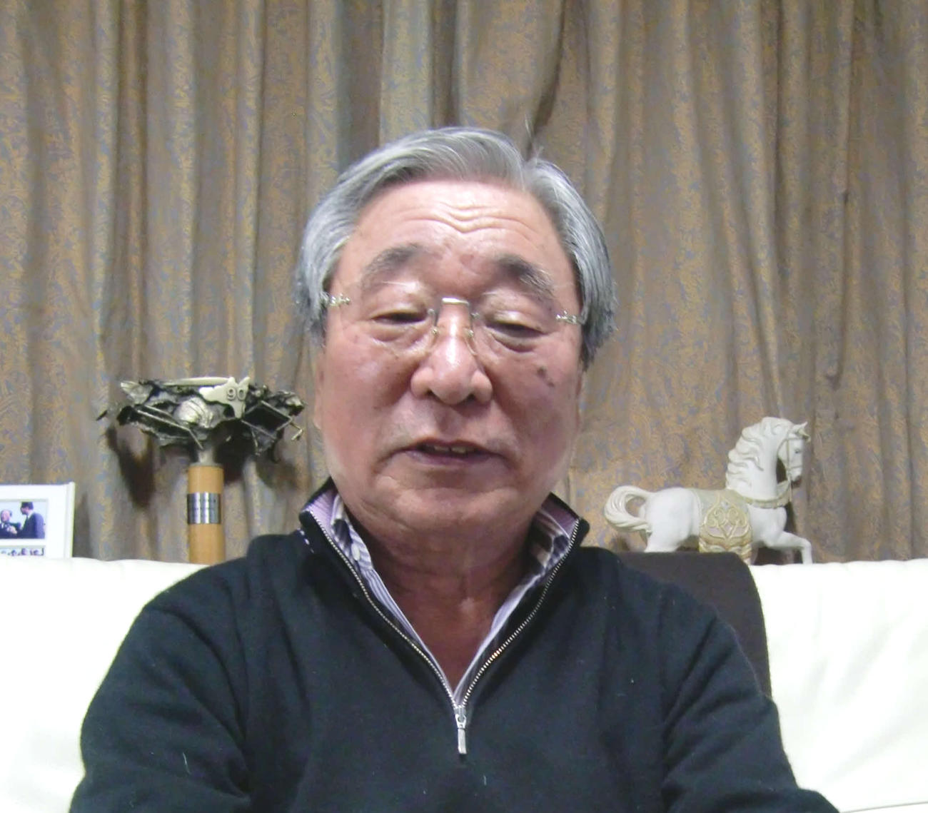 奥平真治元調教師（2010年12月撮影）