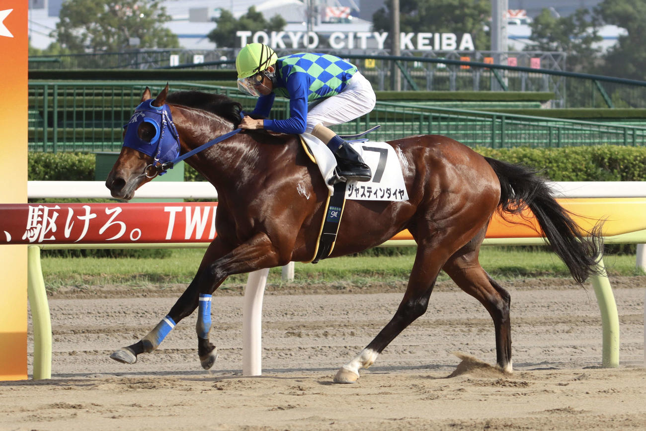 12日の大井5Rをジャスティンダイヤで制した森泰斗騎手は地方通算4000勝を達成