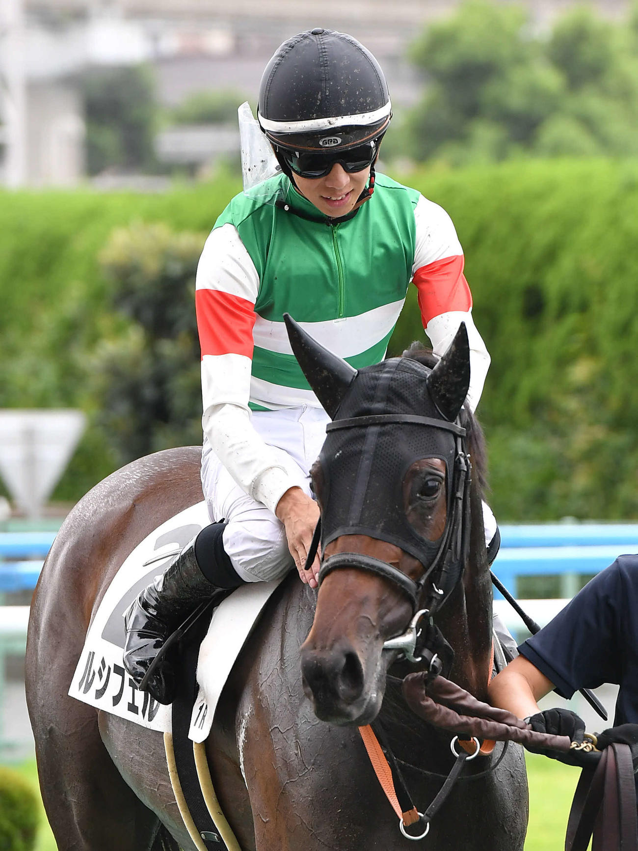 小倉1R・2歳未勝利、ルシフェルで勝利し笑顔を見せる団野大成騎手（撮影・岩下翔太）