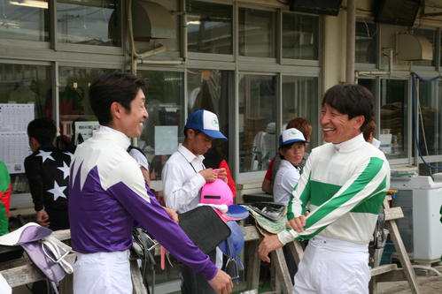 武豊、思い出の“スペシャル勝負服”で15年ぶりV「タイムスリップした