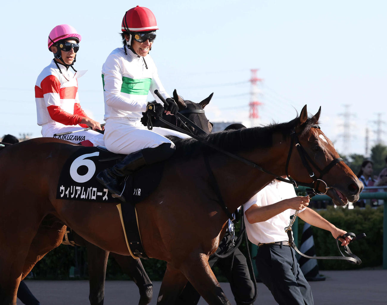 中山11R、ラジオ日本賞を制したウィリアムバローズと丹内騎手（撮影・丹羽敏通）