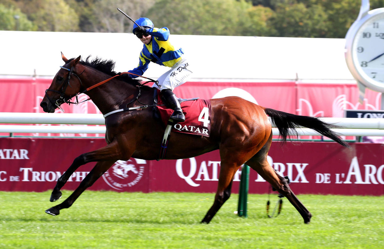 G1カドラン賞を制したトゥルーシャンとホリー・ドイル（C）france－galop