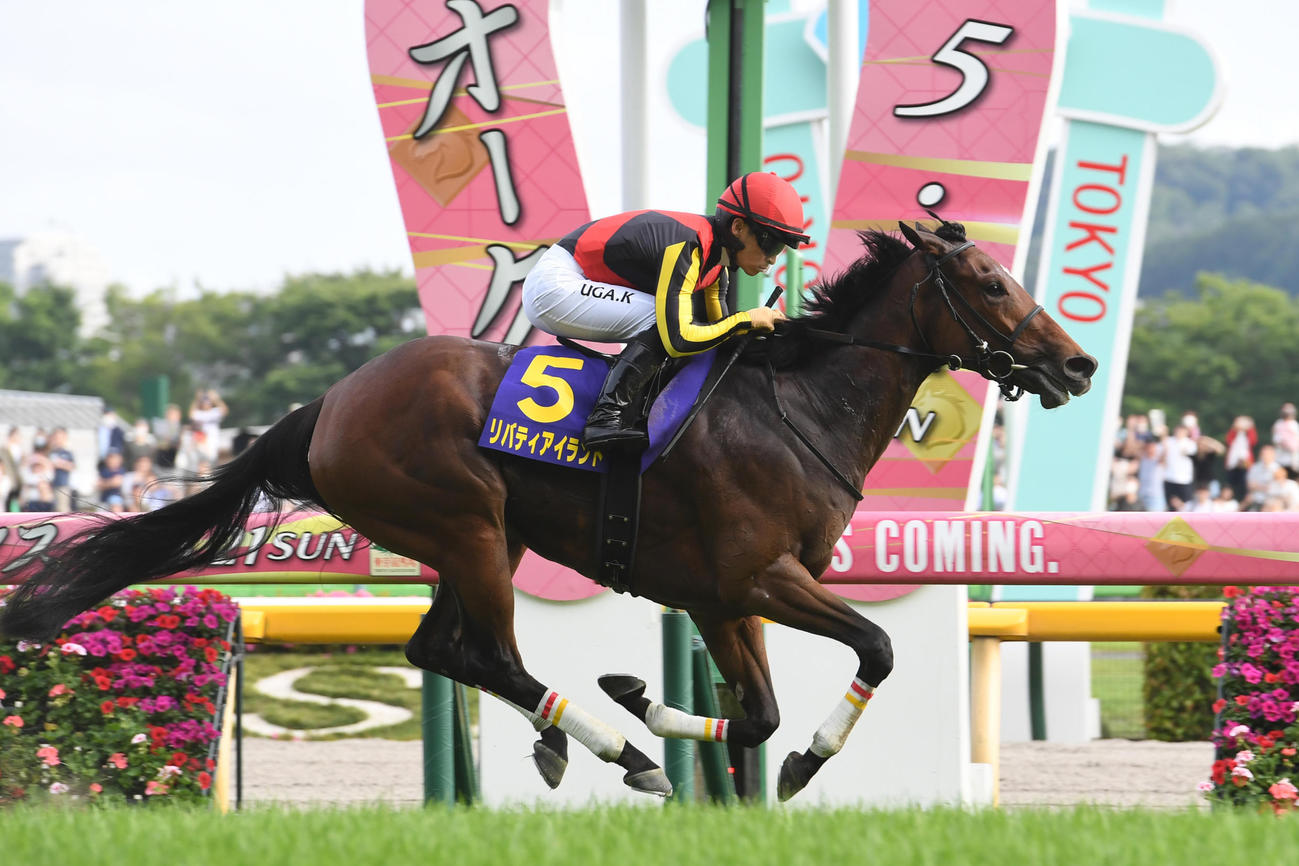 5月21日、オークスを制したリバティアイランドと川田将雅騎手