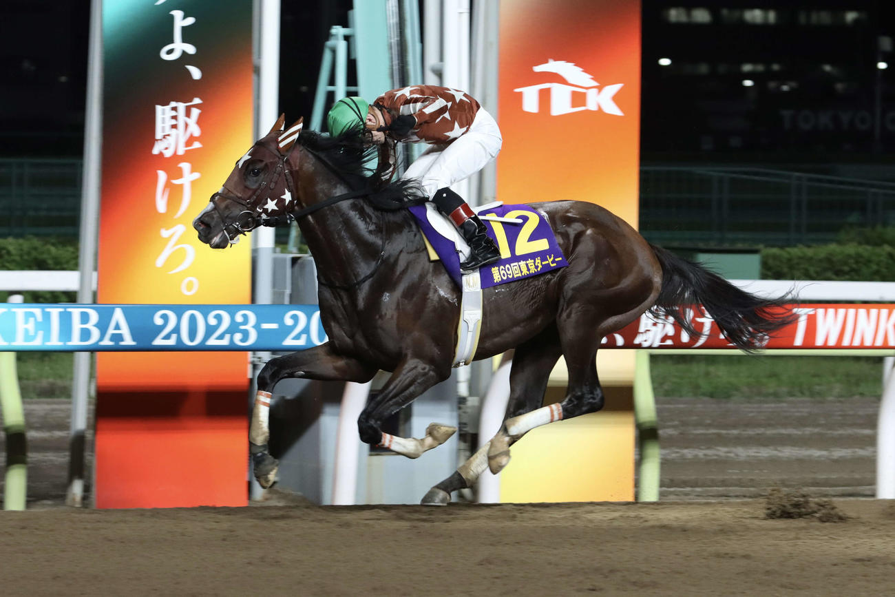 2冠目の東京ダービーを制したミックファイアと御神本訓史騎手（2023年6月7日撮影）