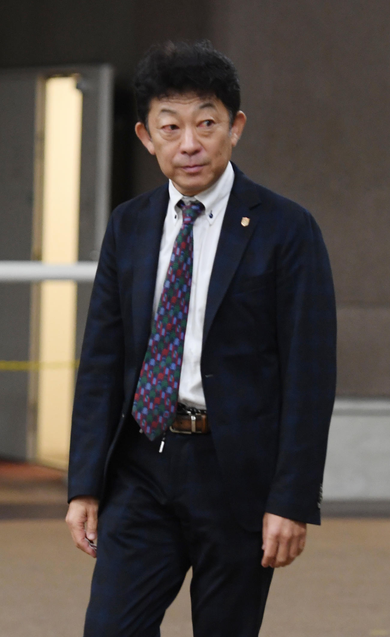 東京5R新馬戦を制したジャスティンミラノの友道康夫調教師（撮影・柴田隆二）