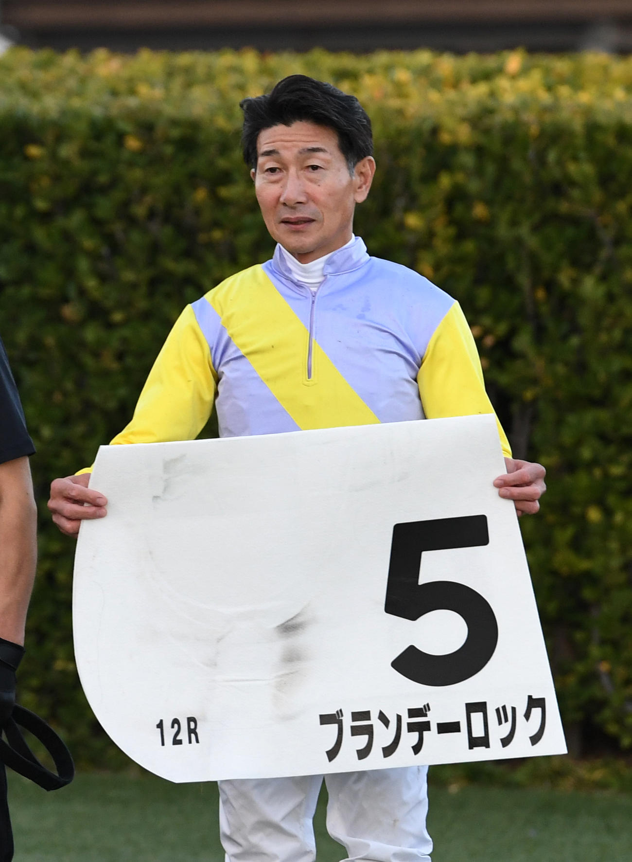 中山12R、ブランデーロックでJRA最年長勝利記録を更新した柴田善騎手（撮影・柴田隆二）