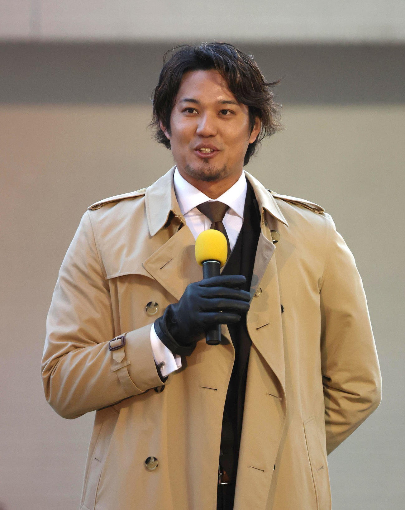 朝日杯FSのレース回顧に参加する藤浪（撮影・白石智彦）