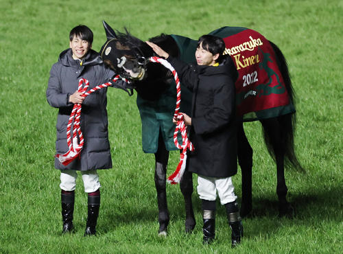 引退タイトルホルダーへ横山和「すごく格好よかった」ファンから拍手と