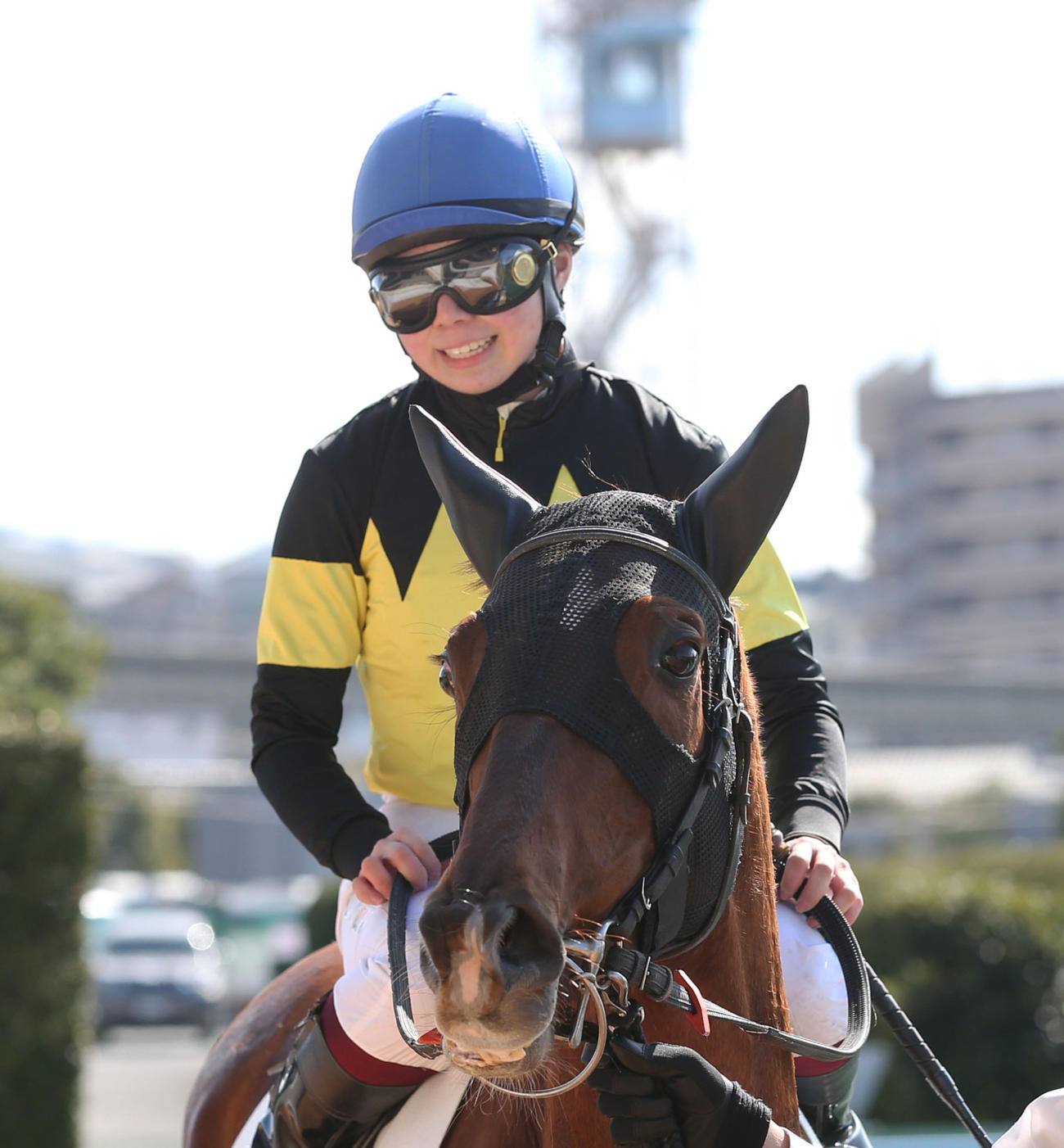 小倉7Rの4歳上1勝クラスをブーバーで制した河原田騎手（撮影・冨田成美）