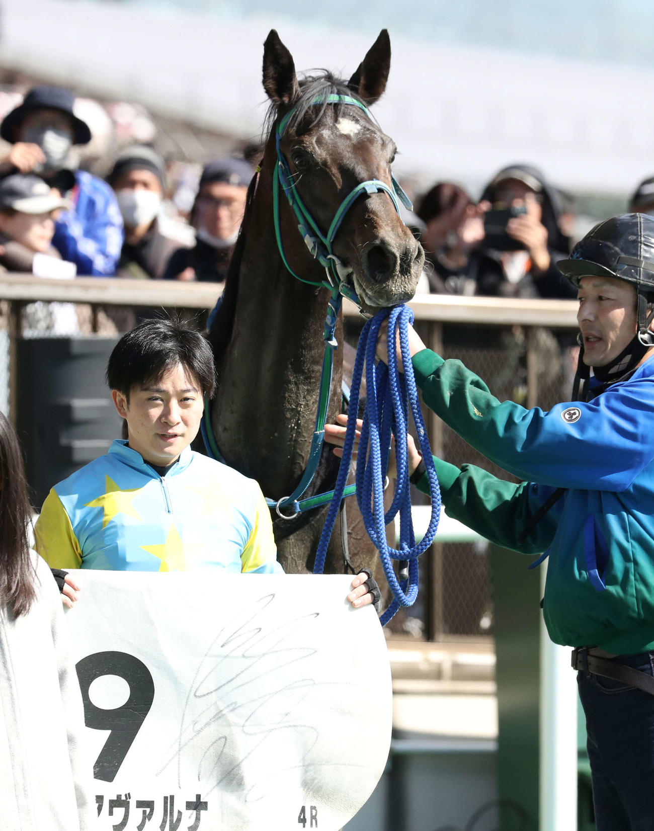 東京4R、デルマヴァルナで3歳新馬戦を制した菅原隆騎手（撮影・丹羽敏通）