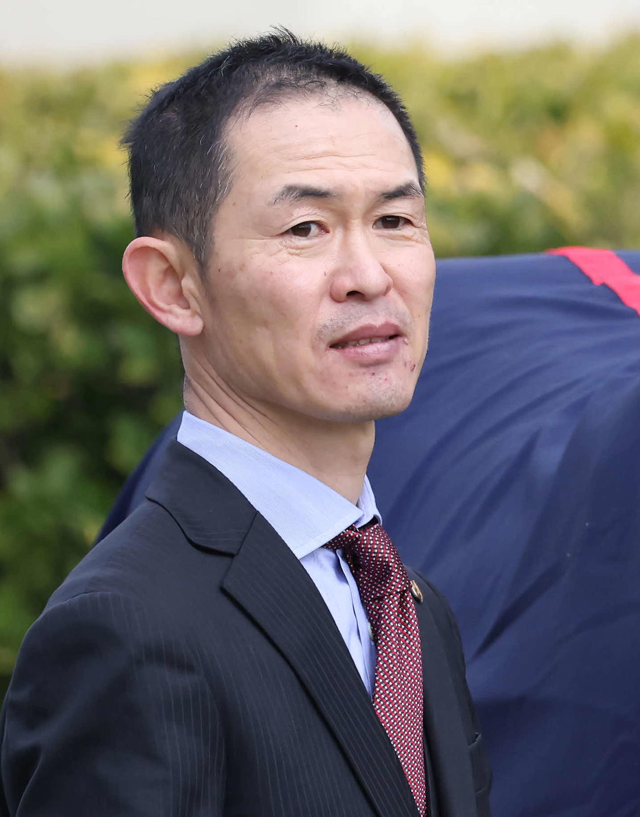木村哲也調教師（2023年12月撮影）