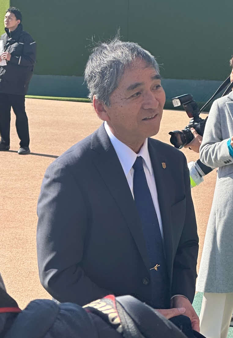 厩舎最後の管理馬出走となった3日中山8R（タケルジャック＝11着）を見届けた小桧山師