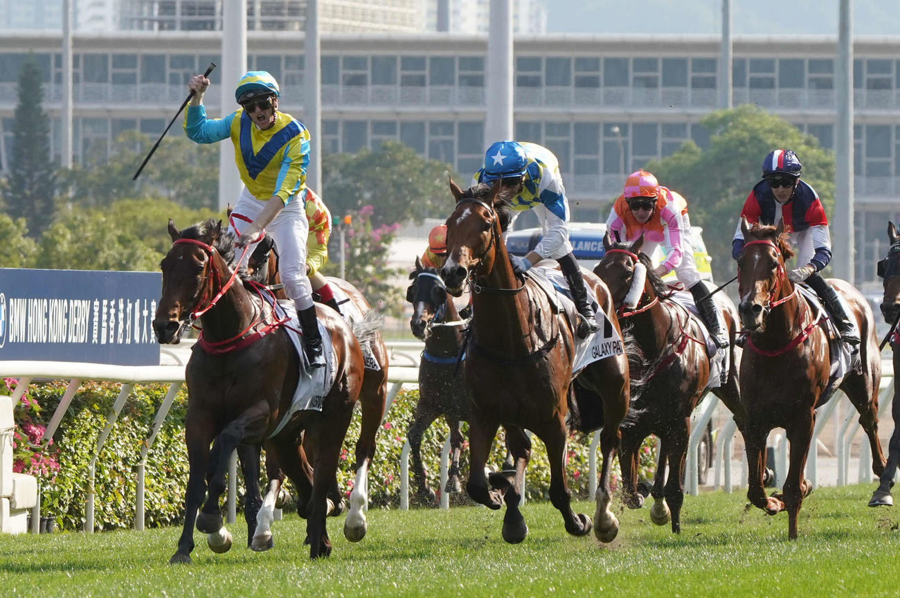 香港ダービーを制したマッシヴソヴリン（C）The Hong Kong Jockey Club