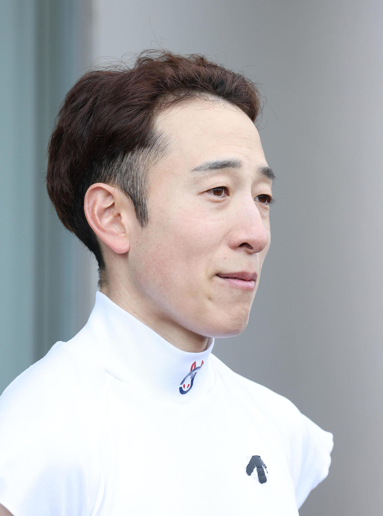 1Rの騎乗を終え心境を語る藤岡佑騎手（撮影・白石智彦）