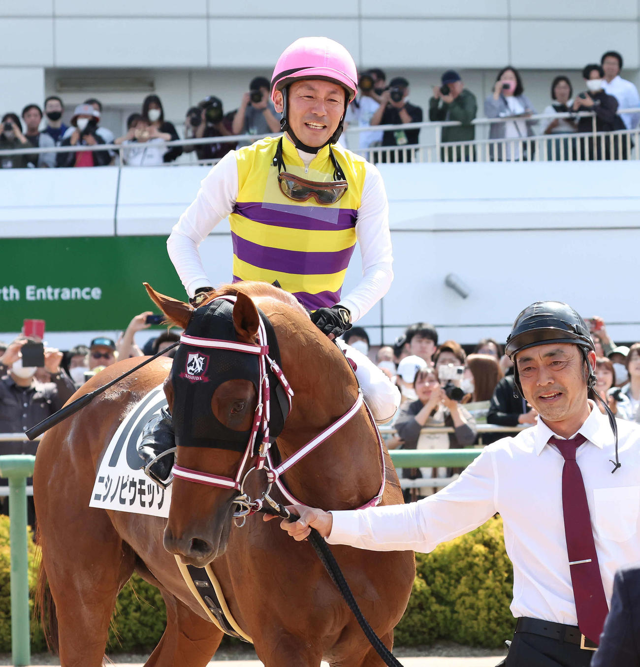 現役最後のレースとなった中山7R、ニシノピウモッソで2着だった勝浦騎手（撮影・丹羽敏通）