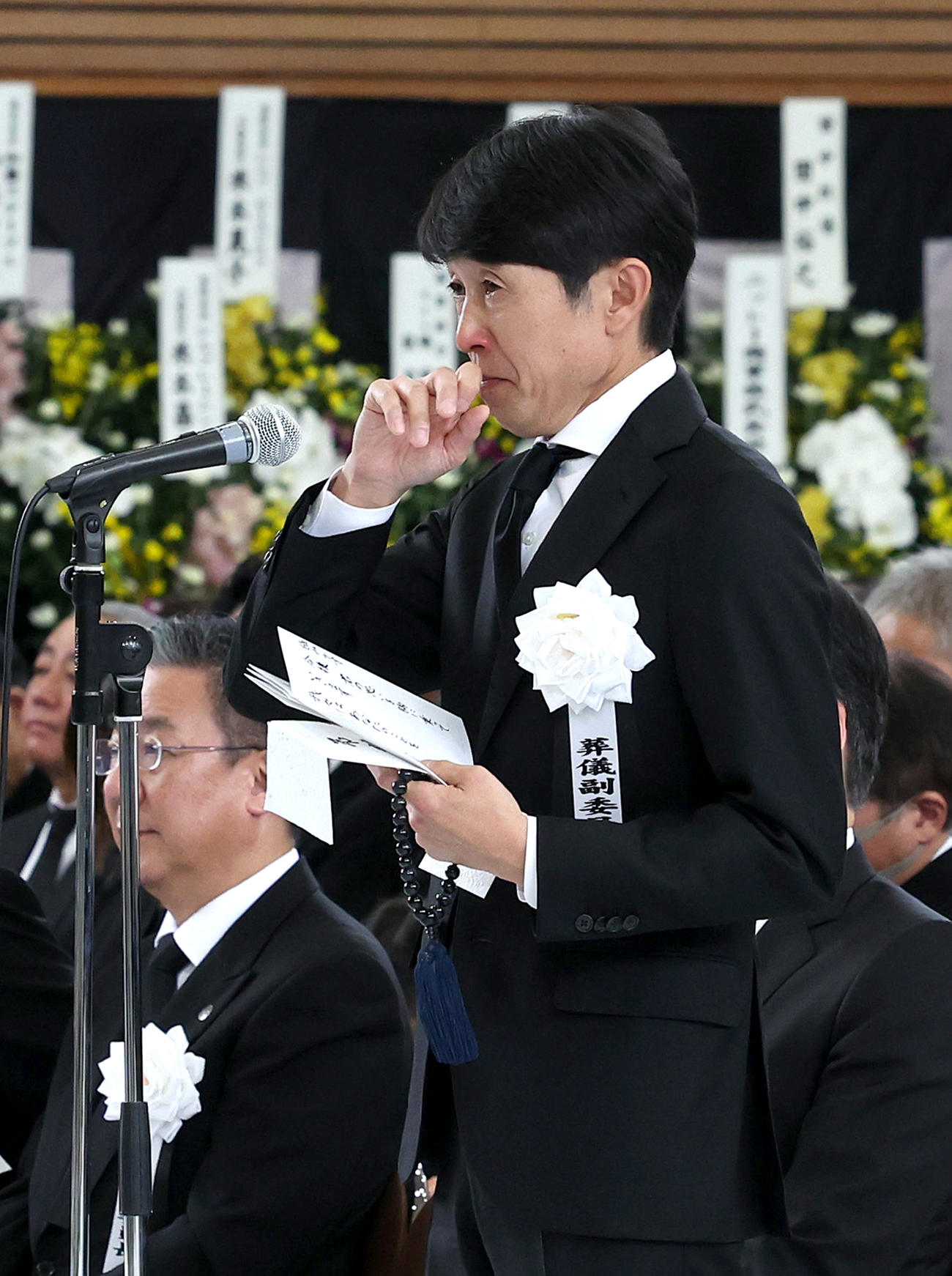 故藤岡康騎手の合同葬で涙を流しながら弔辞を述べる武豊騎手