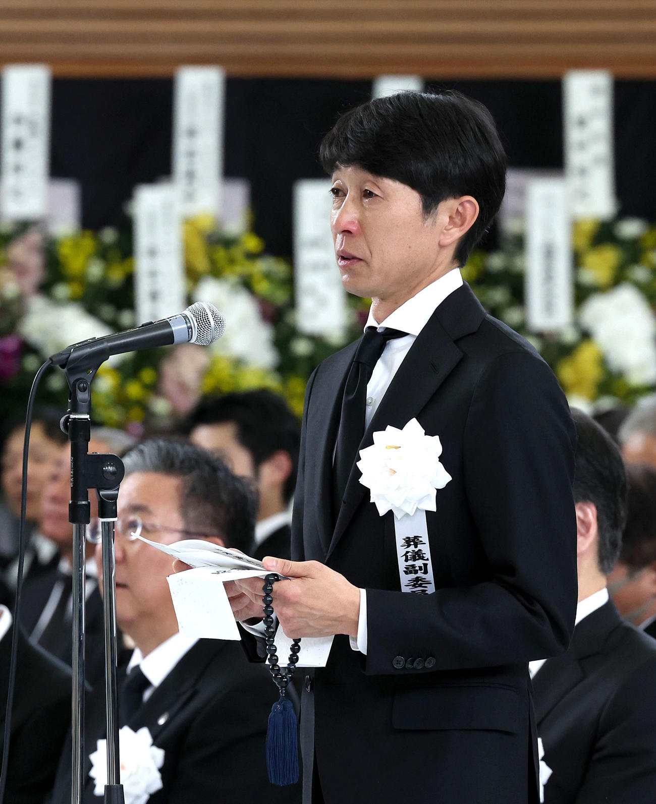 故藤岡康騎手の合同葬で涙を流しながら弔辞を述べる武豊騎手