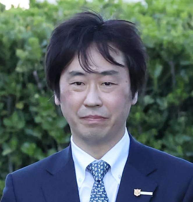 奥村武調教師（23年3月撮影）