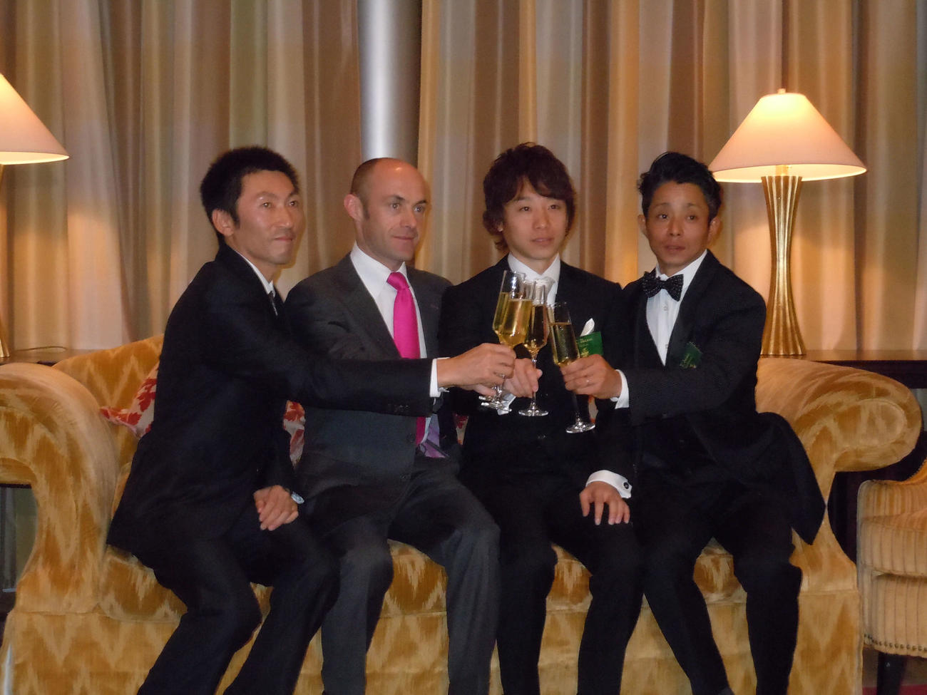 12年、ジャパンCでの健闘を誓う、左から蛯名、ペリエ、池添、岩田騎手
