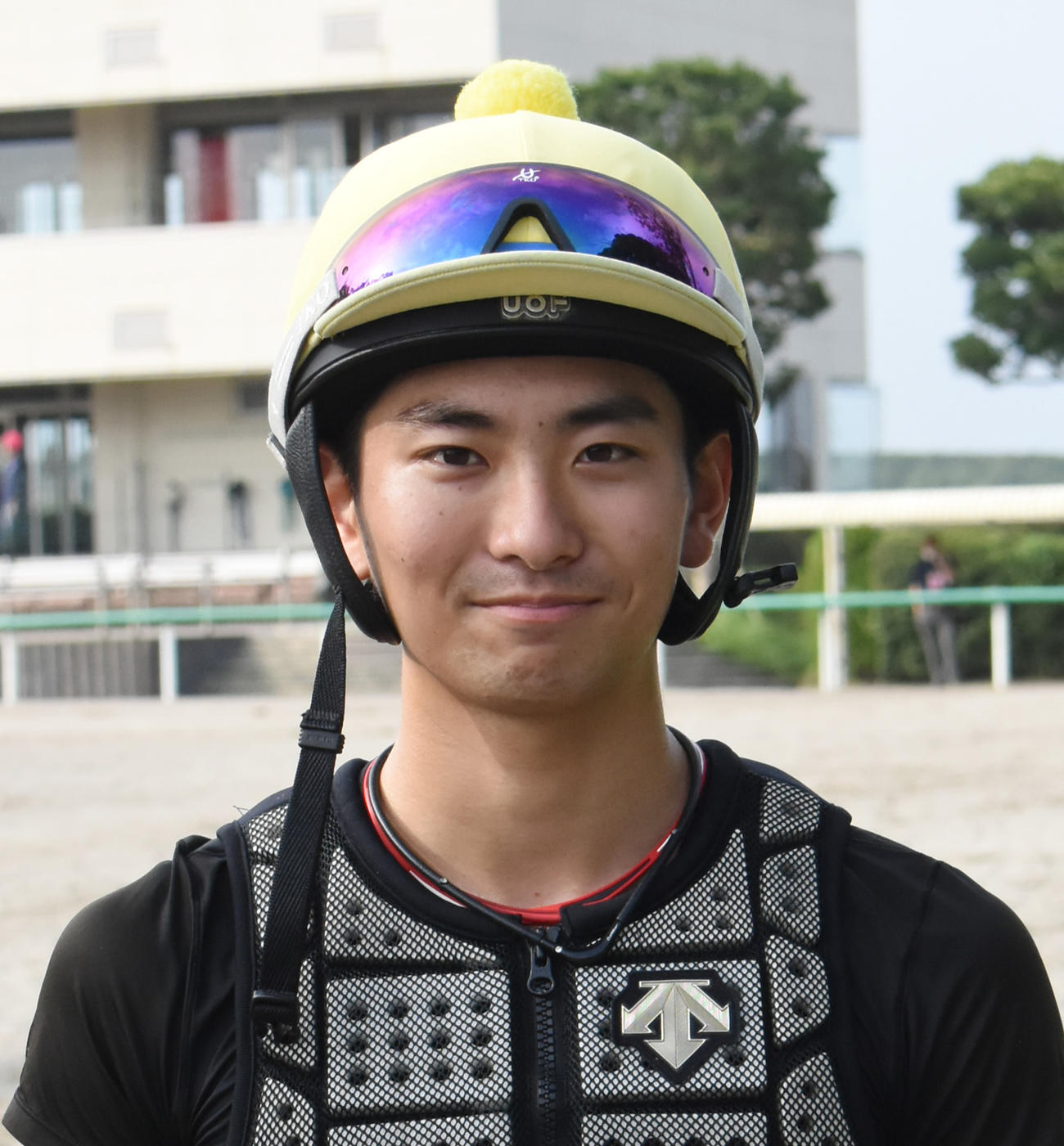 原優介騎手（20年撮影）