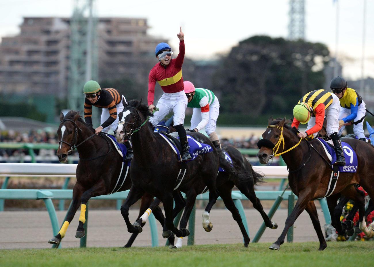 15年有馬記念をゴールドアクターで制し初G1勝利の吉田隼人騎手