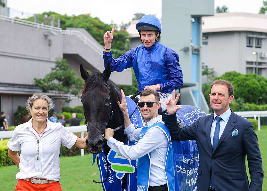 チャンピオンズ＆チャターCを制したレベルスロマンス（（C）The Hong Kong Jockey Club）