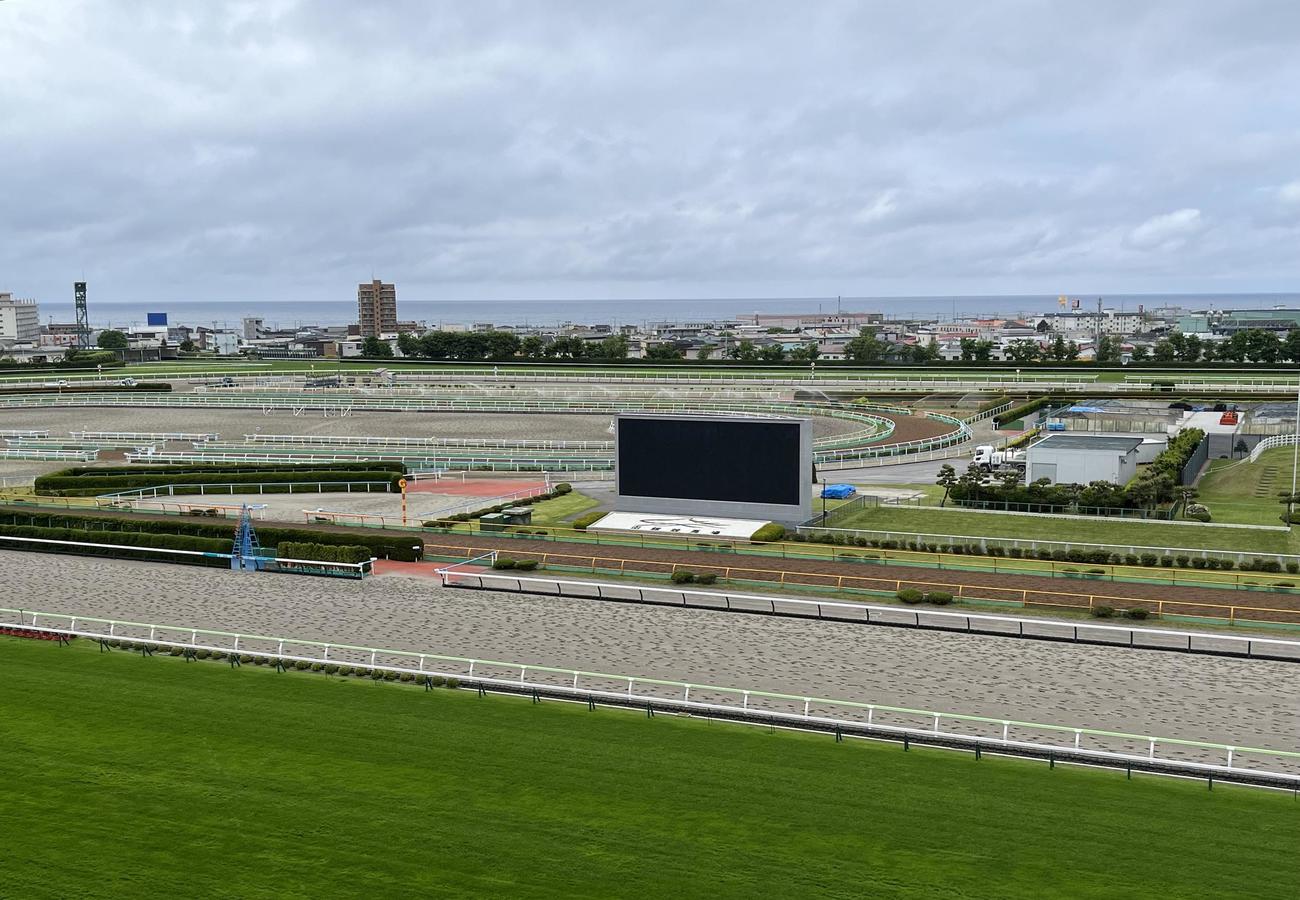 4日の調教終わりの函館競馬場